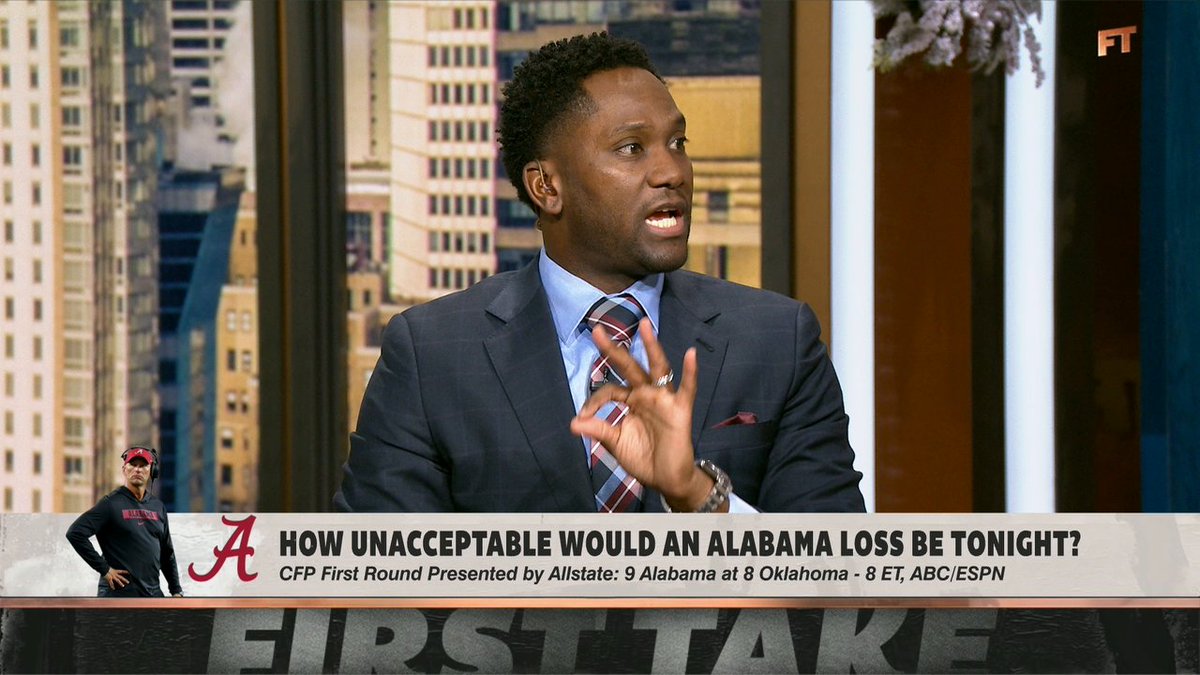 "It will be a complete disappointment. ... The expectation at Alabama is going to always be a National Championship." Harry Douglas feels a loss against Oklahoma would be unacceptable for Alabama 👀