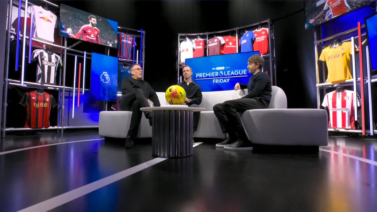 "Chelsea are a cup team, they haven't bought to win the Premier League" Paul Merson says Chelsea's squad is too inexperienced to win the Premier League but backs them to win a trophy 🔵
