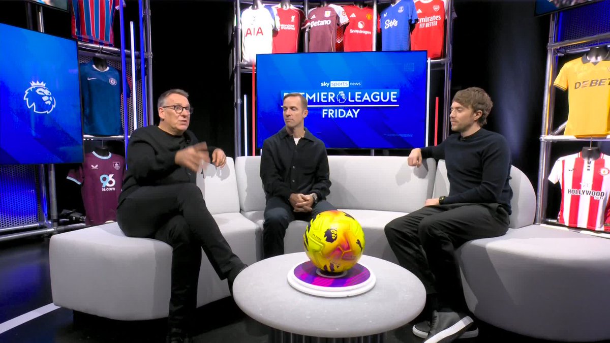 🗣️"His brother is wearing a t-shirt like he's doing 20 years in prison" Paul Merson says Kobbie Mainoo should fight for his place and stay at Man United 🔴