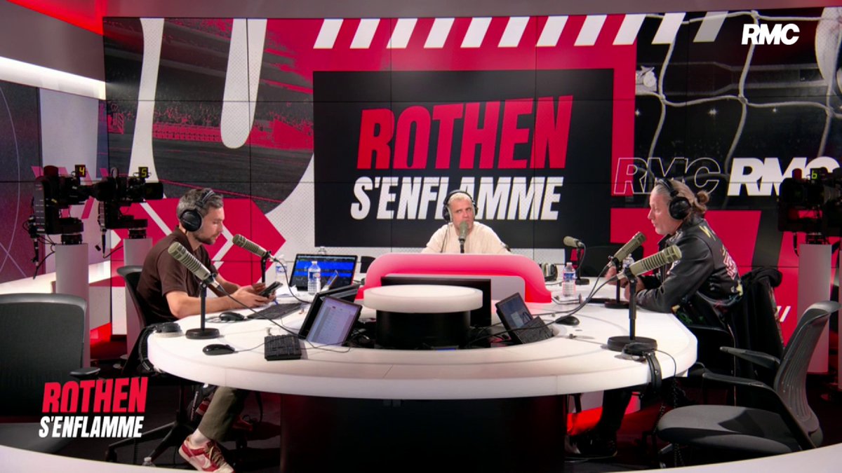 🇮🇹 Benoit Costil nous raconte une anecdote sur Flo' Thauvin : "Avec la Salernitana je l'ai croisé en Serie A. Il m'a dit qu'il s'était proposé à des clubs du sud de la France pour un salaire dérisoire. Il ne l'ont même pas calculé." #RMCLive