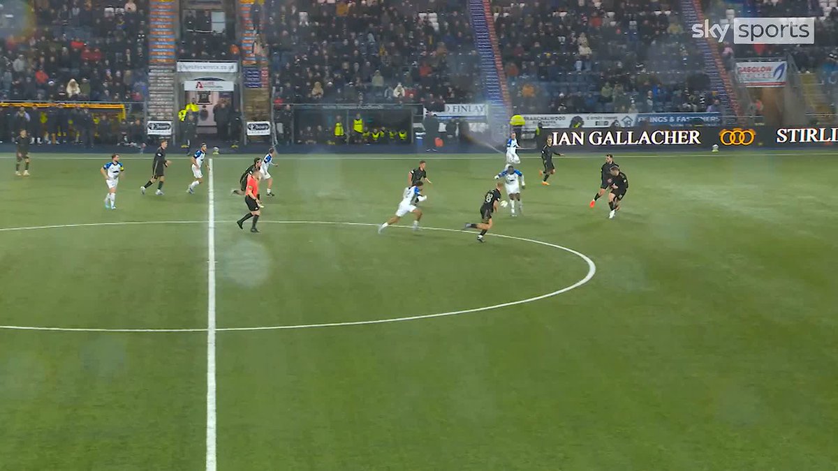 🗣️ "One million per cent, this is not a penalty kick. This is not punishable, it has never been punishable." SFA head of refereeing Willie Collum on why Falkirk were not awarded a penalty against Hearts, after Harry Milne's goalline block. Link to show ⤵️