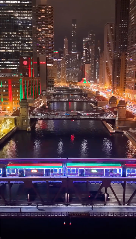 Holiday train through the city of Chicago, USA.