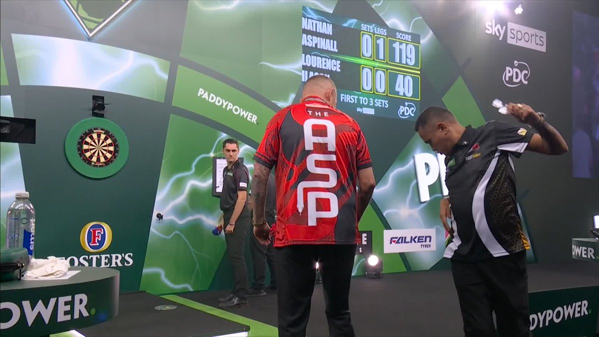 I don’t know what was better, Ilagan shitting his pants or Mardle’s reaction What a sport 🤣🤣