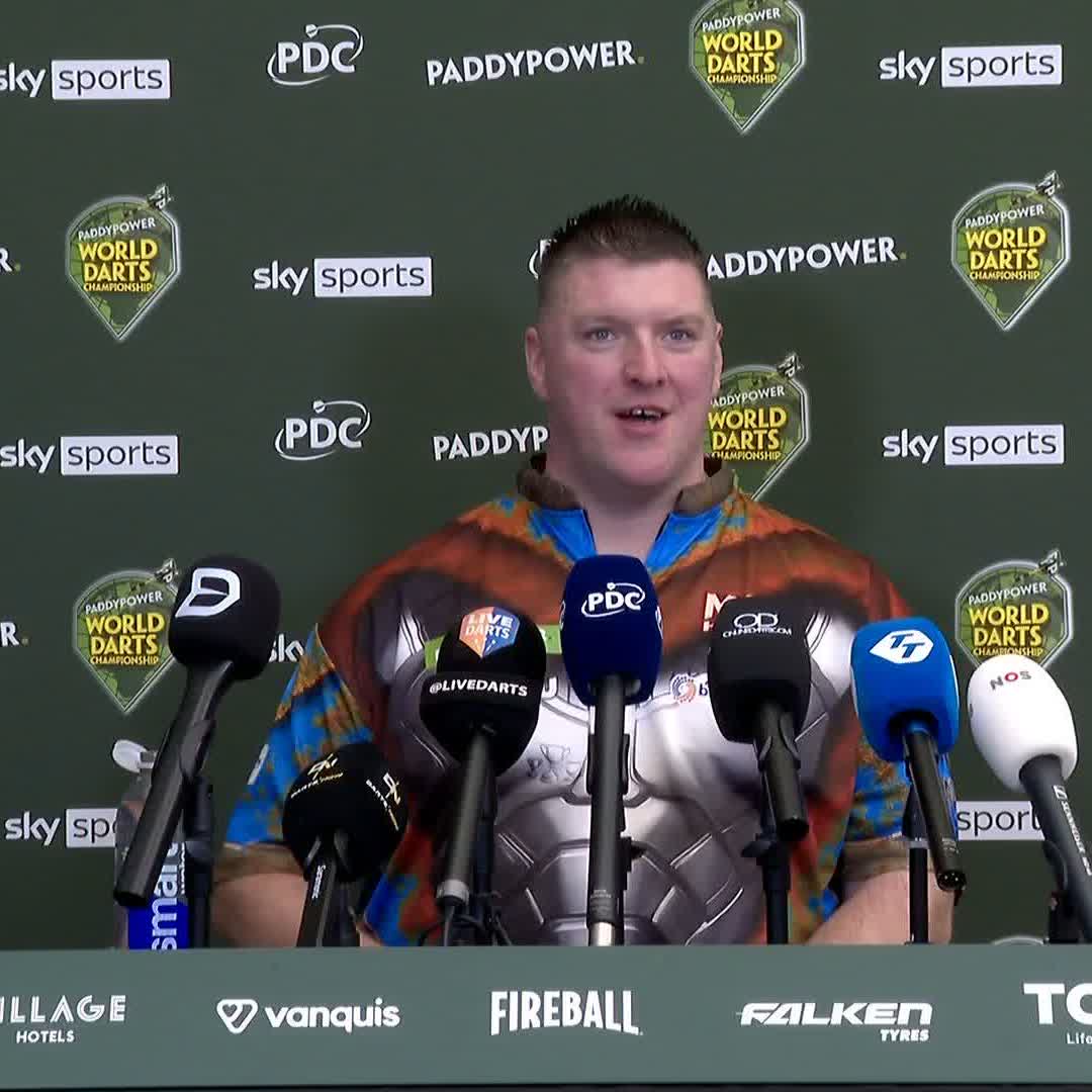 🗣️ "She is one of the best dart players on the planet!" Daryl Gurney heaps praise on Beau Greaves after coming through a deciding-set epic to reach Round Two at Alexandra Palace! #WCDarts