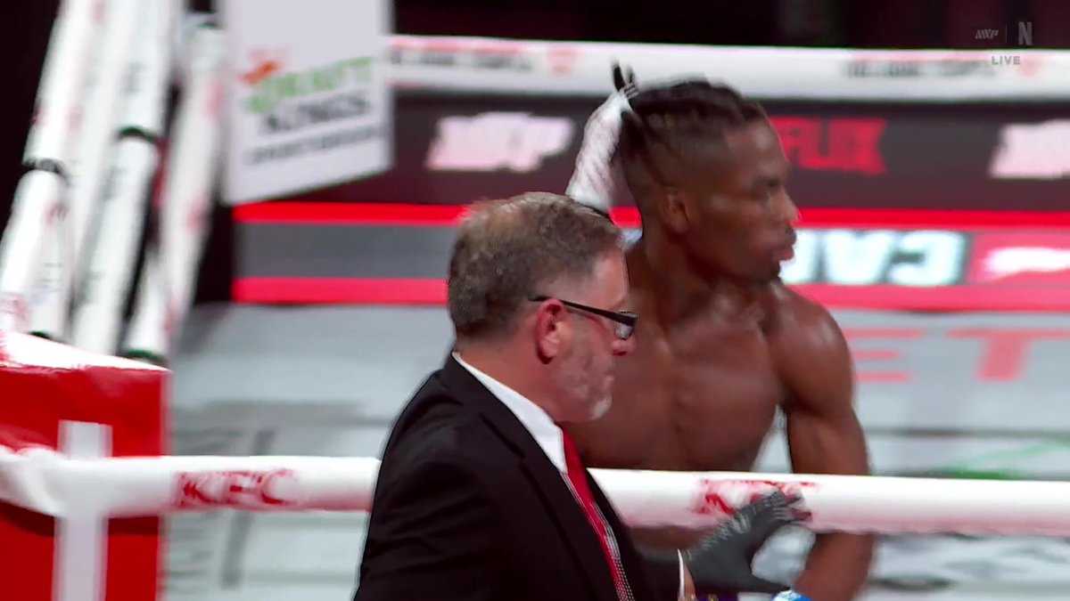AVIOUS GRIFFIN JUST KNOCKED JUSTIN CARDONA OUT NEARLY AT THE BELL ๐จ JAKE PAUL vs. ANTHONY JOSHUA LIVE only on Netflix TONIGHT, December 19 8 PM ET | 5 PM PT #JakeJoshua