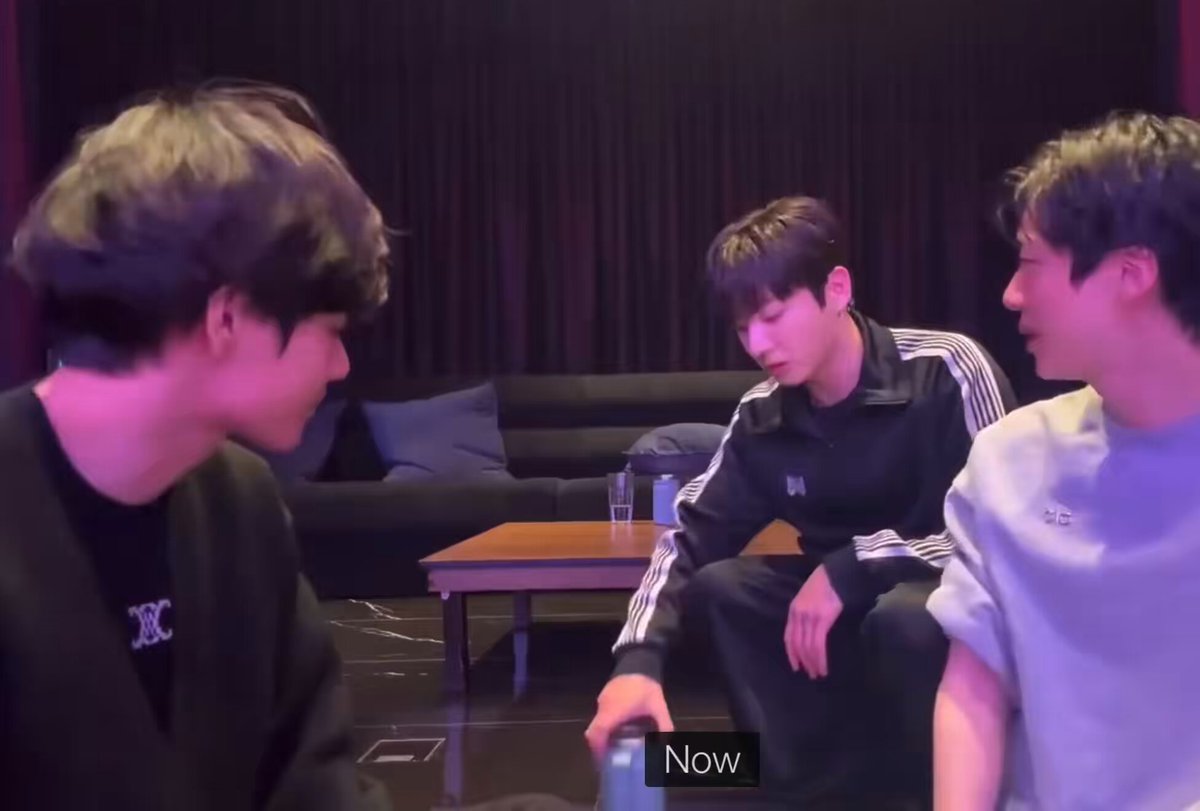 🐰: *abouts to sit on floor* 🐯: *teasing* “jungkook-shi don’t try to sit down now. Go and sing quickly” 🐰: *goes to sit on couch straight away* 🐯: *laughs* 🐰: *comes back with his and tae’s cup* PLS THEY’RE SO OLD MARRIED COUPLE CODED!! 😭