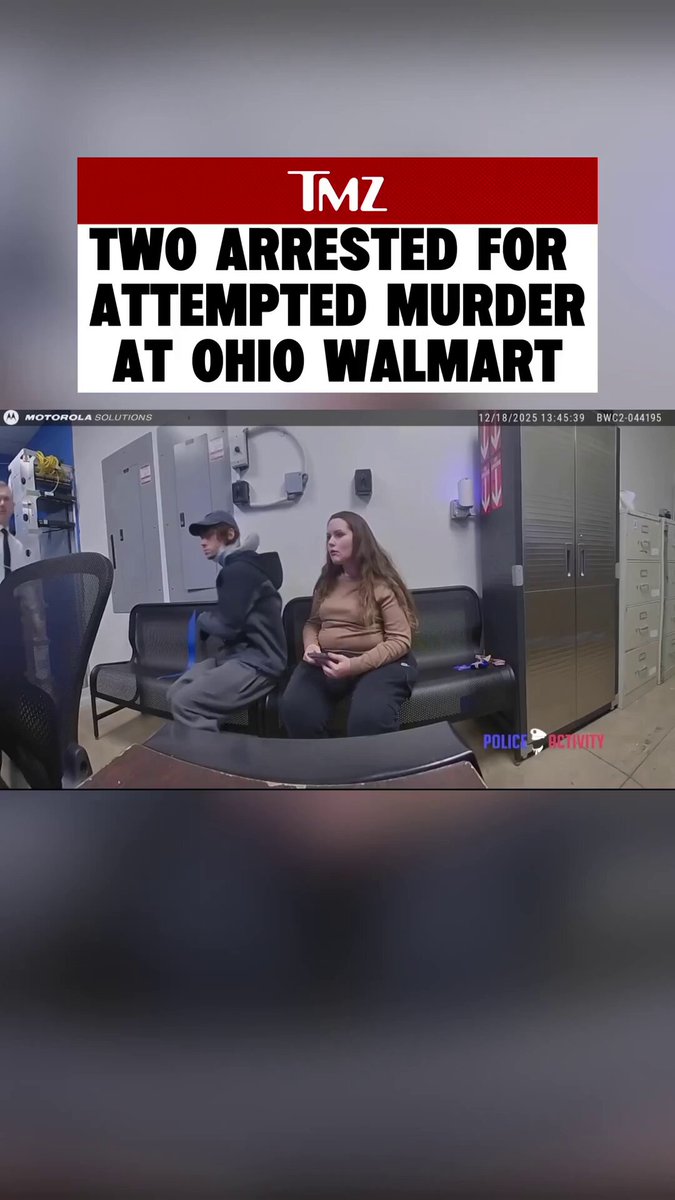 Oh my GOD. That Walmart employee is a BOSS!!!!!
