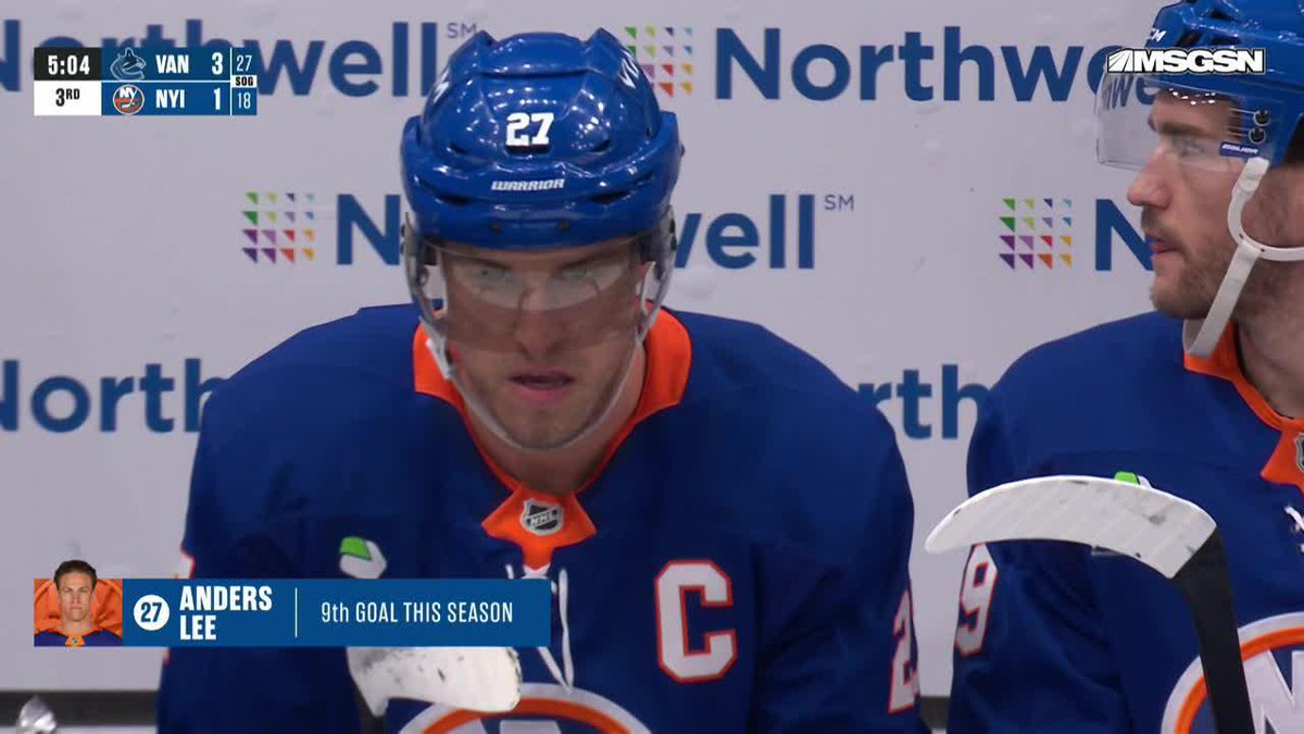 CAL RITCHIE THRU THE LEGS ASSIST THAT WAS NASTY 🤢🚨
