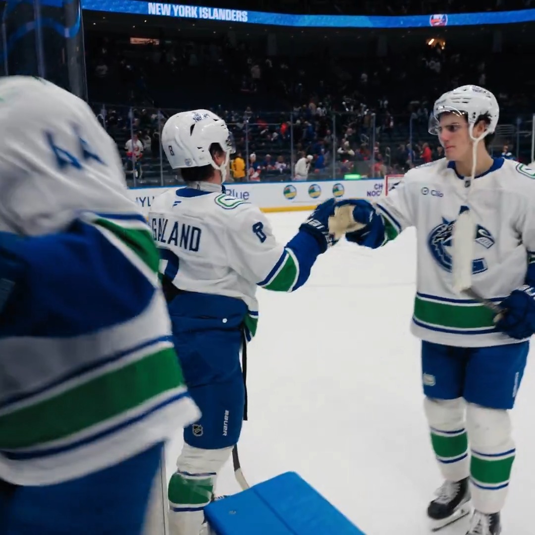 Canucks WWWin.