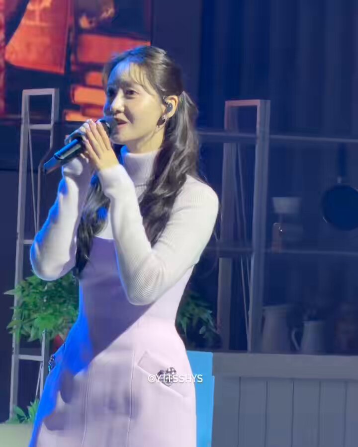 wish to wish 첫무대야🎄 #윤아 #YOONA