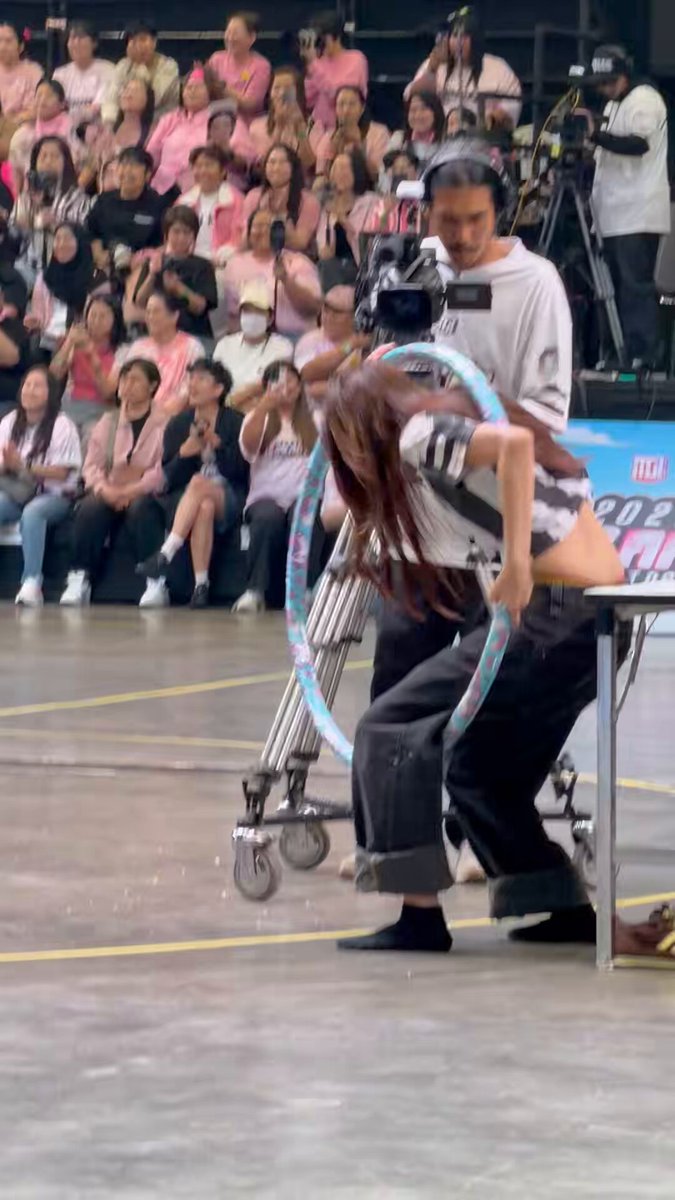 มี๊ภูมิใจในตัวหนูมากนะคะ เด็กห้าวด๋องในวันนี้ เติบโตมาเป็นคนเก่งของมี๊แบบนี่ 🤍😭 ENGFA BLACKPANDA TEAM #GrandSportParty2025 #อิงฟ้ามหาชน #EngfaWaraha #อิงฟ้าวราหะ Engfa Waraha (ตัวจริง)