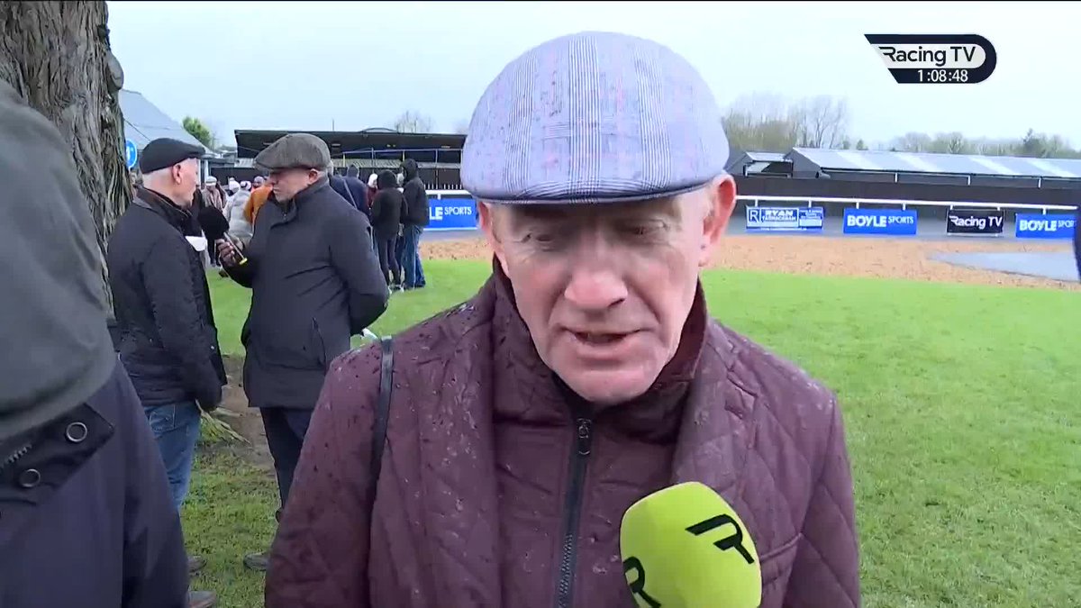 "You have your knocks in racing - but days like this are special." Happy owners 😃 The Amen Kate team are Listed winners - and dreaming of Cheltenham in March!