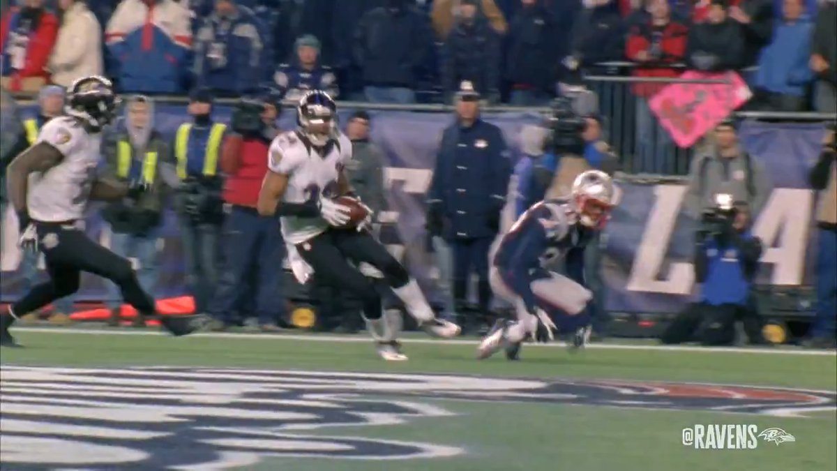 Sunday's Legend of the Game knows a thing or two about playing the Pats ๐ Tune in at 8:20 pm on NBC!