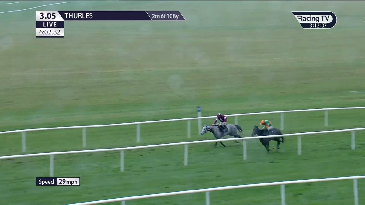 Never count your chickens in this game ๐
Long Branch nabs He Can't Dance to score for Seamus Neville under Michael Keanneally, who scored aboard a 250/1 winner on Monday! Thurles Racecourse