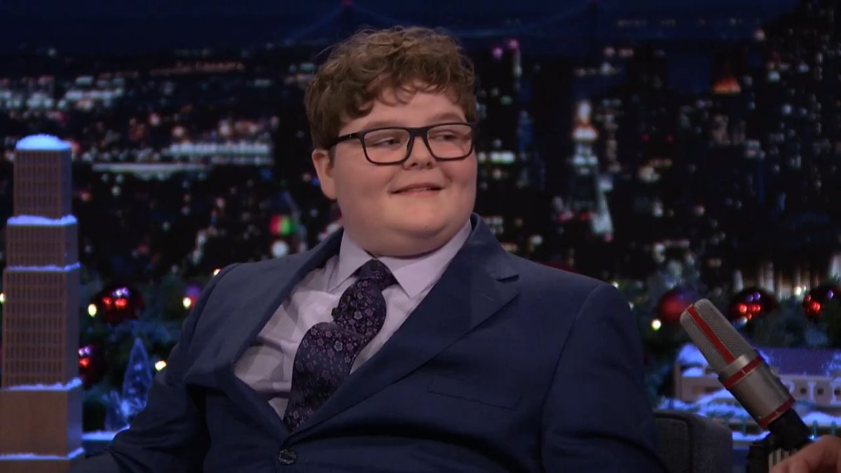 Jake Connelly told everyone he was filming a “mayonnaise documentary” to keep his role in sƃuᴉɥʇ ɹǝƃuɐɹʇs a secret 🤣 #FallonTonight #StrangerThingsOnFallon