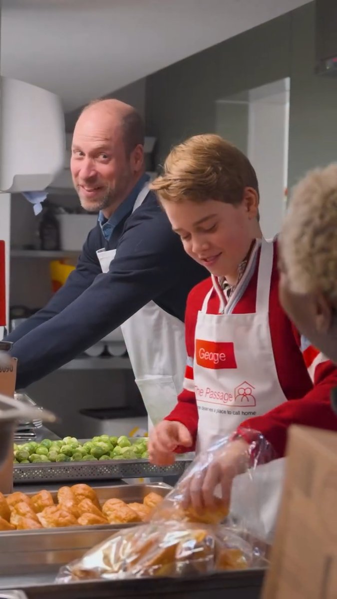 Like father, like son: Prince George joined Prince William at homelessness charity The Passage, where they helped prepare Christmas lunch. George’s late grandmother Princess Diana would be so proud! 🥹 #princewilliam #princegeorge #royalfamily 📽️: The Prince and Princess of Wales