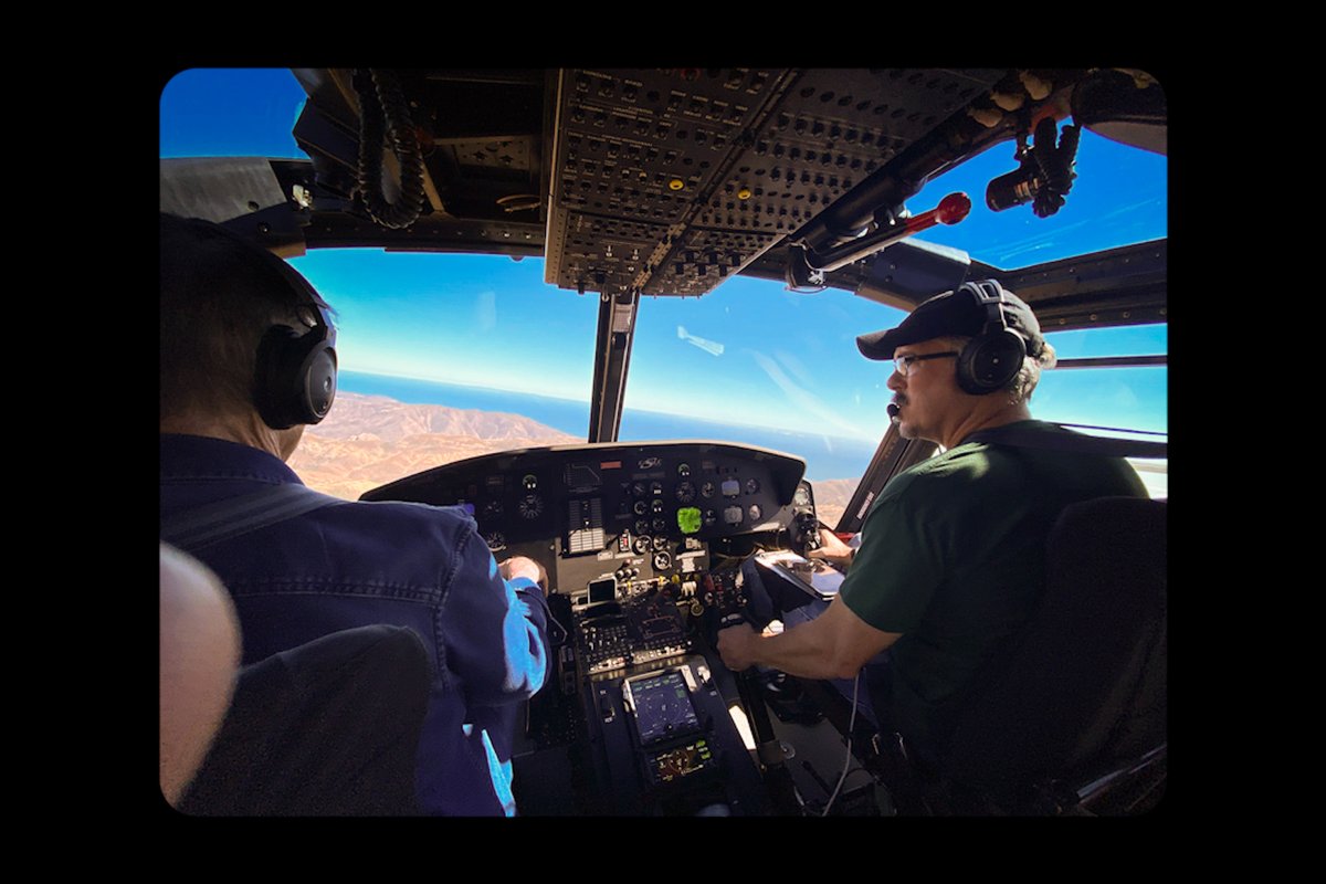 It’s not a Vince Gilligan project without planes, drones, and helicopters. #Pluribus — Now Streaming