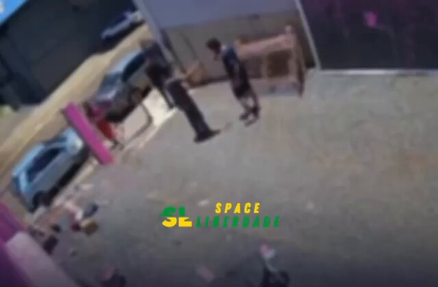 🚨URGENTE - Pai mata ex-genro a tiros após ele agredir sua filha e uma amiga dela