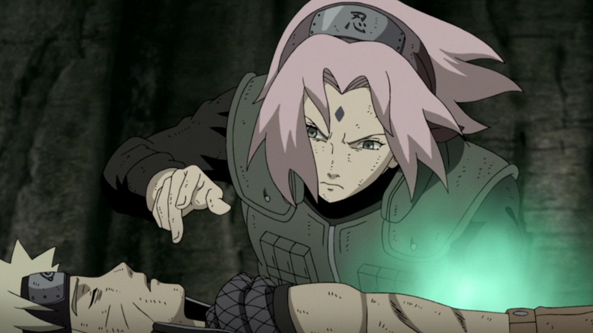 Pouco se fala sobre quando a Sakura salvou o Naruto bombeando o coração dele com a própria mão.