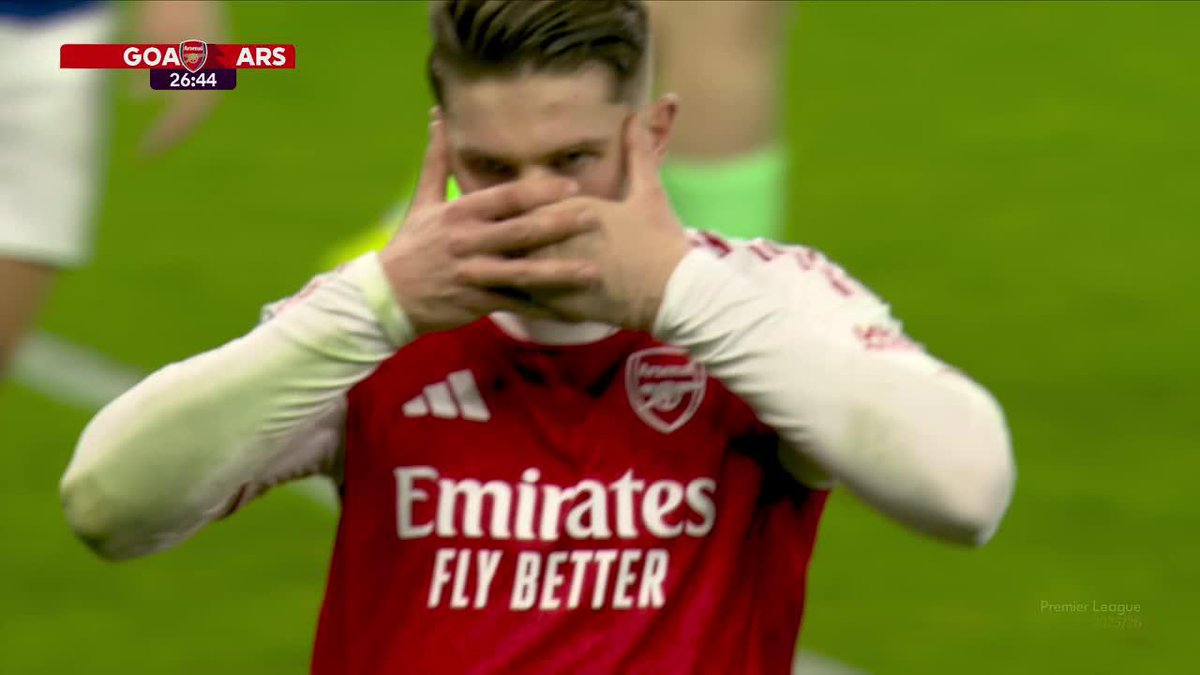 "Gyokeres" Por este gol que convirtió para la ventaja parcial del Arsenal por 1-0 ante el Everton por la Premier League. Le rompió el arco el sueco hijo de re mil puta.