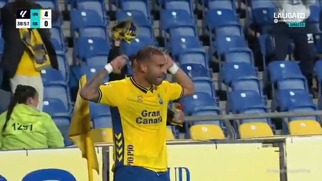 PRESA CANARIO. 🗓️ 1.331 días después... Jesé vuelve a marcar para la UD Las Palmas y con un doblete. #LALIGAHYPERMOTION #LaCasaDelFútbol