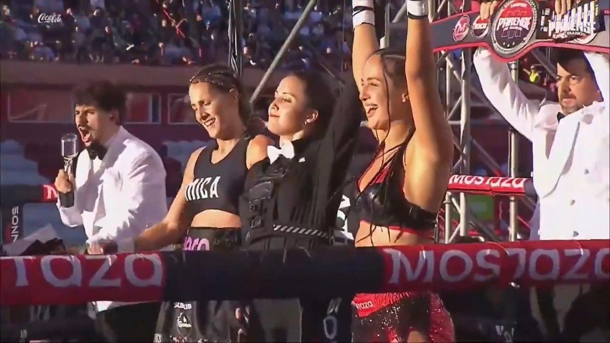 "Combate": Por la victoria de Flor Vigna contra Mica Viciconte en #ParenseDeManos III