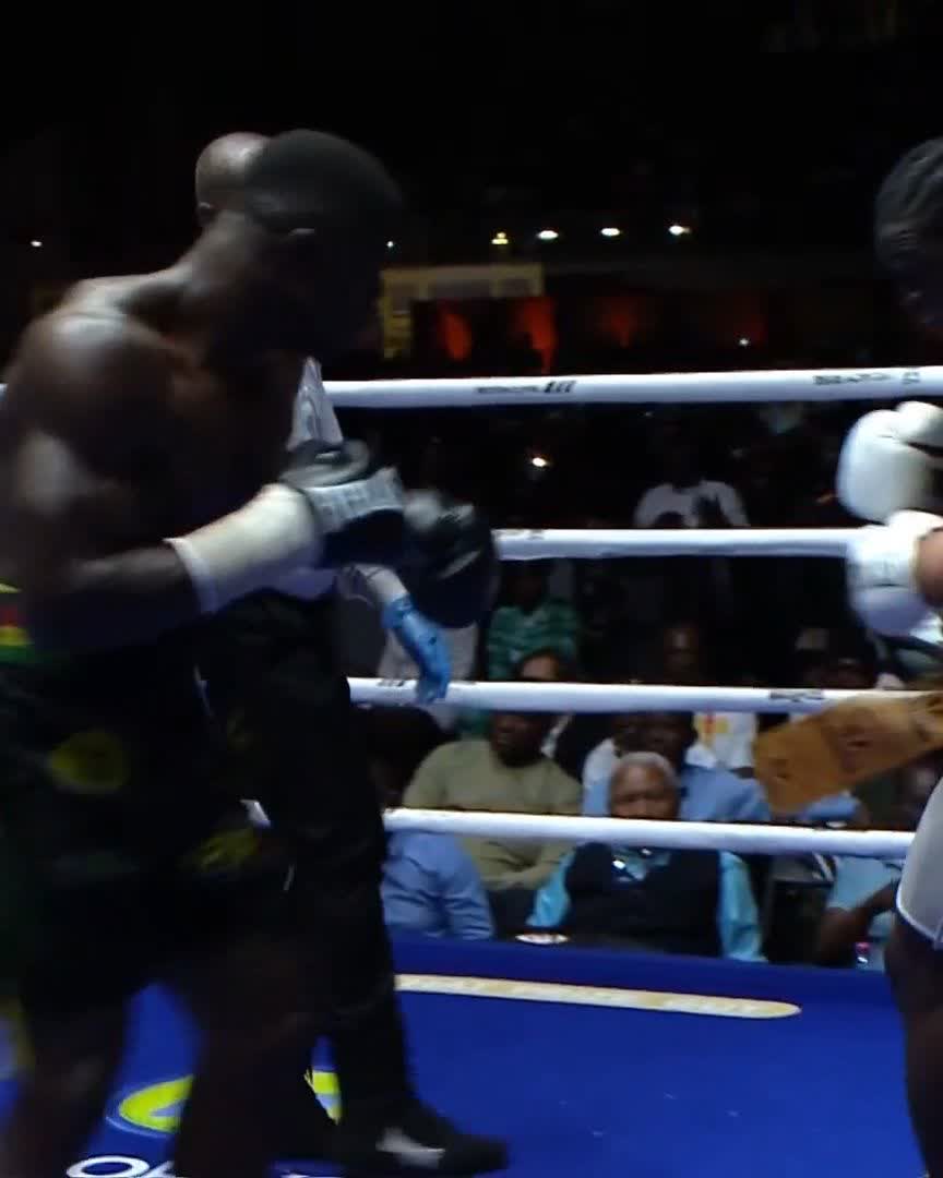Freezy Macbones appears to BITE Jonathan Tetteh 🤯🤯🤯