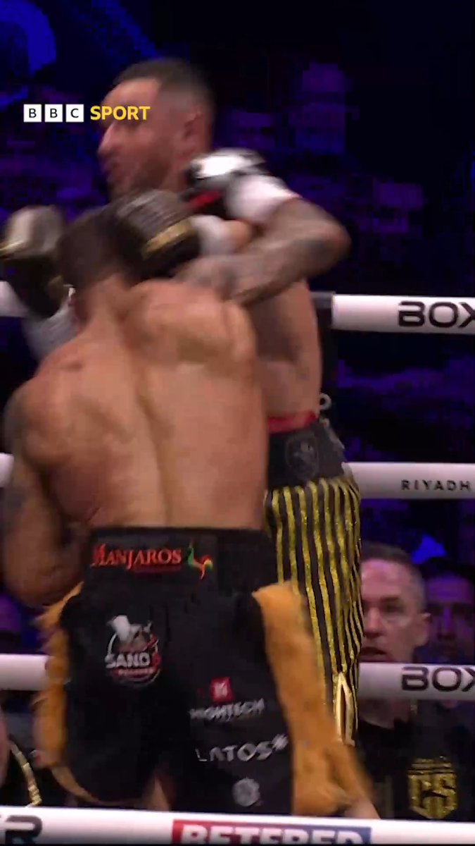 Williamson's winning moment 🙌 Troy Williamson upset the odds to beat Callum Simpson and win the British, Commonwealth and European super-middleweight titles 🥊
