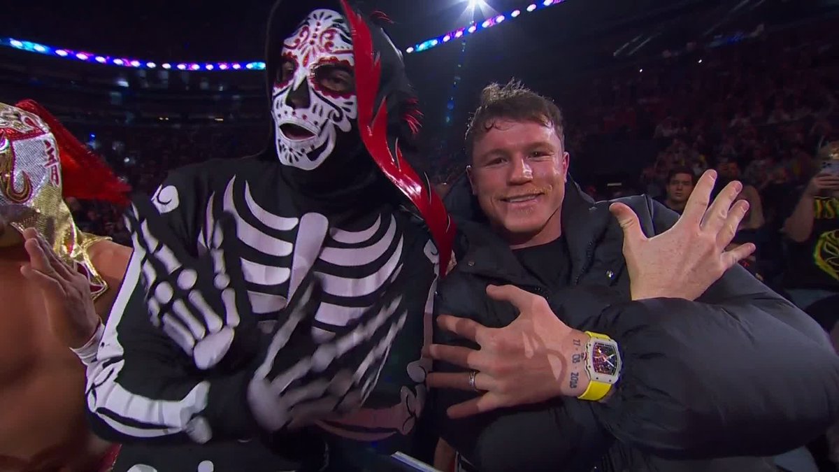 .Canelo Alvarez is HERE at Guerra de Titanes!! ๐ฅ Stream Guerra De Titanes here: