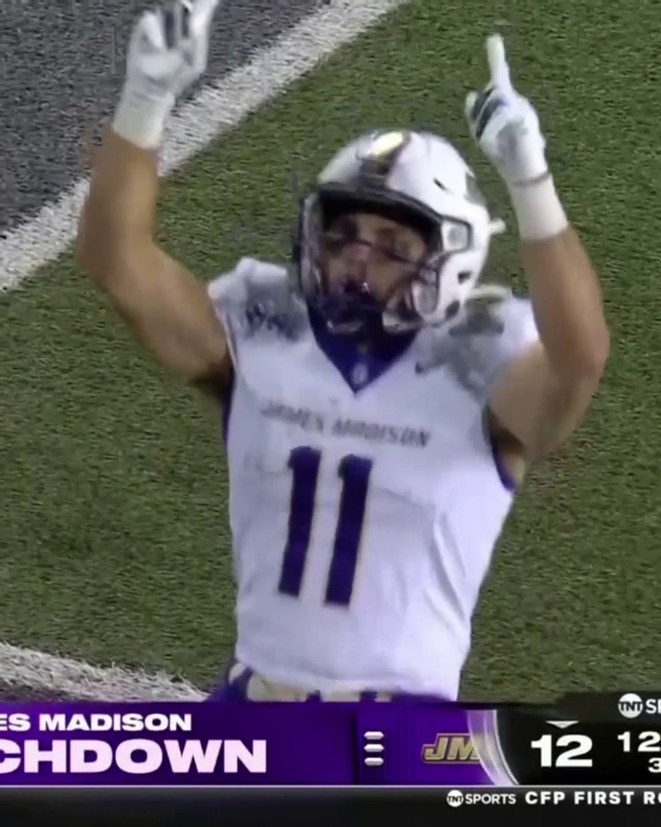 JMU strikes for its first touchdown in the third 🙌