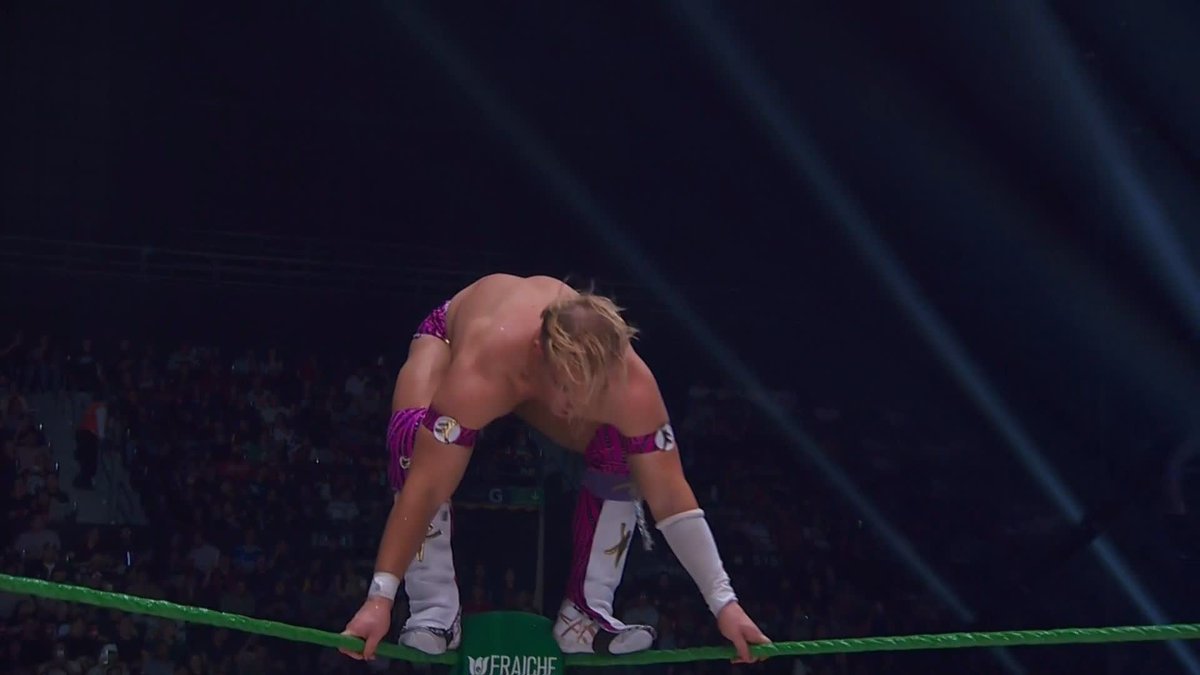 WHAT A COUNTER!!! THIS MATCH IS INSANE!!! 🔥 Stream Guerra De Titanes here: