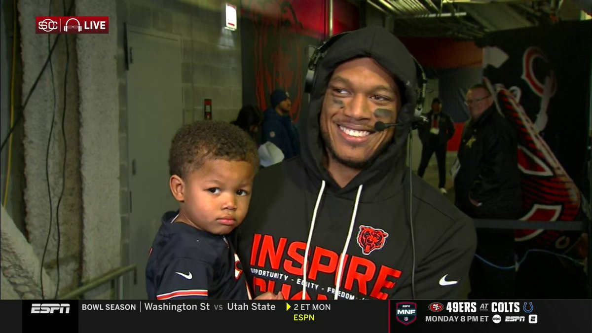 Even DJ Moore's son was left speechless by that Packers-Bears ending 😂❤️