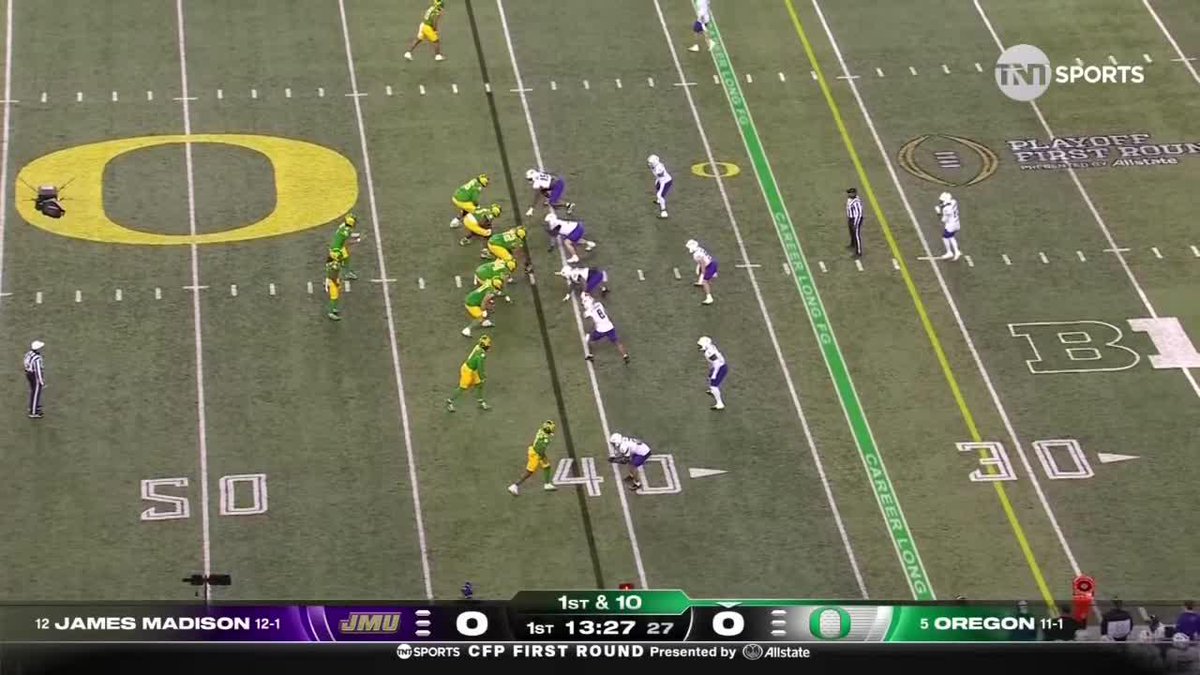 No. 5 Oregon Football found the end zone 7️⃣ times in the #CFBPlayoff game vs. JMU 😳