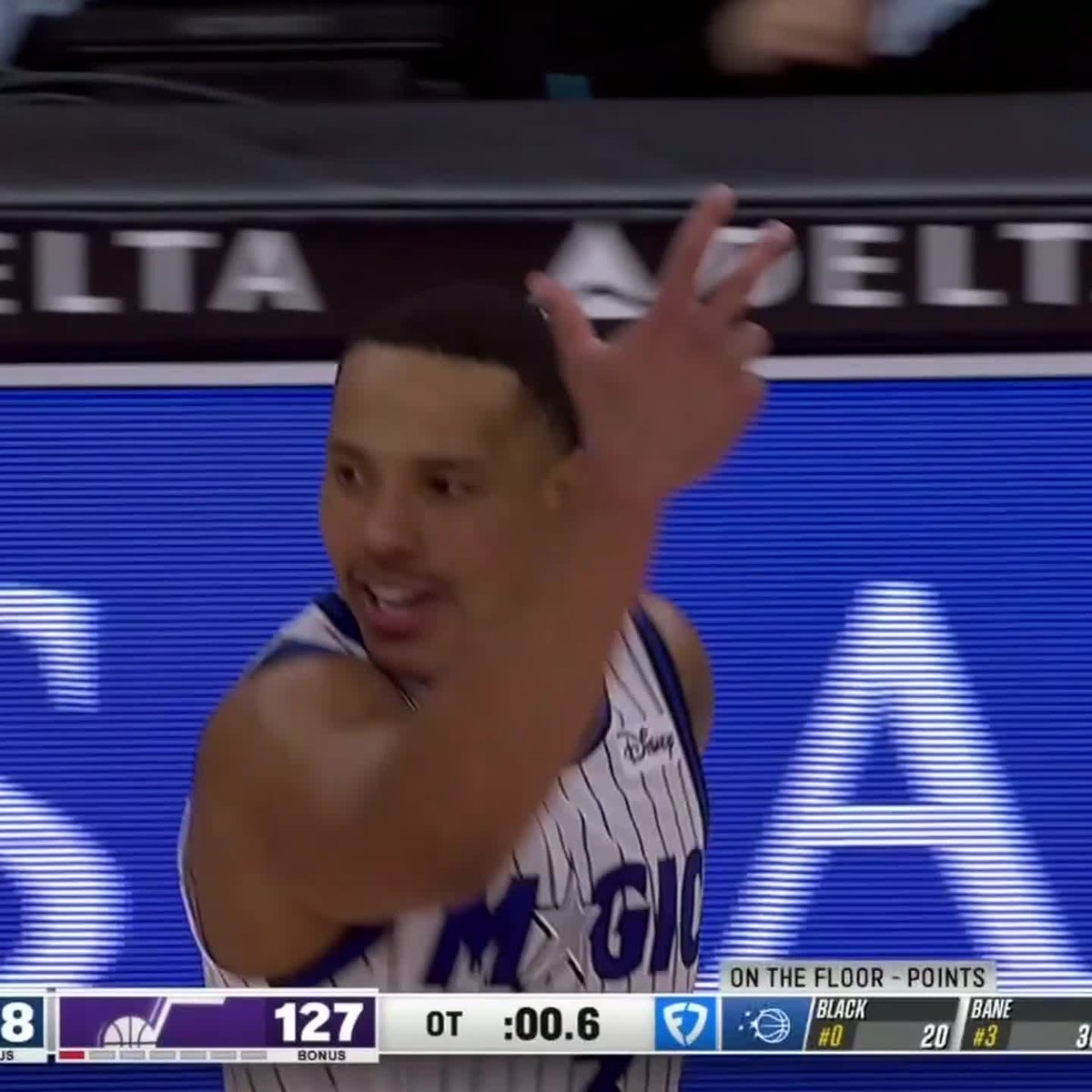WILD FINISH IN UTAH 🤯 DESMOND BANE GAME-WINNER AFTER KEYONTE GEORGE FOUR-POINT PLAY!