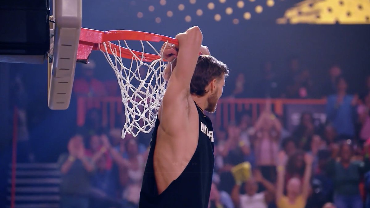 JORDAN KILGANON WHAT A RIDICULOUS DUNK 🤯 Two elbows in the rim. INSANITY. 😳🔥