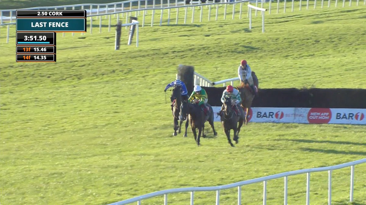 🟢🟡 Good spot by Taylr 🐎 - MAJBOROUGH pushed to 11/4 with Flutter for Christmas. MARINE NATIONALE - 5/4 DINOBLUE - 4/1 ONLY BY NIGHT - 5/1 SOLNESS - 8/1 ENERGUMENE - 16/1 😬 All shorter than they were before pushing Majborough out.