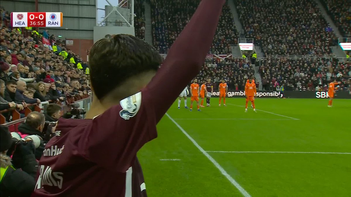🔥 "Brilliant header!" Hearts take the lead vs Rangers thanks to Stuart Findlay ⤵️