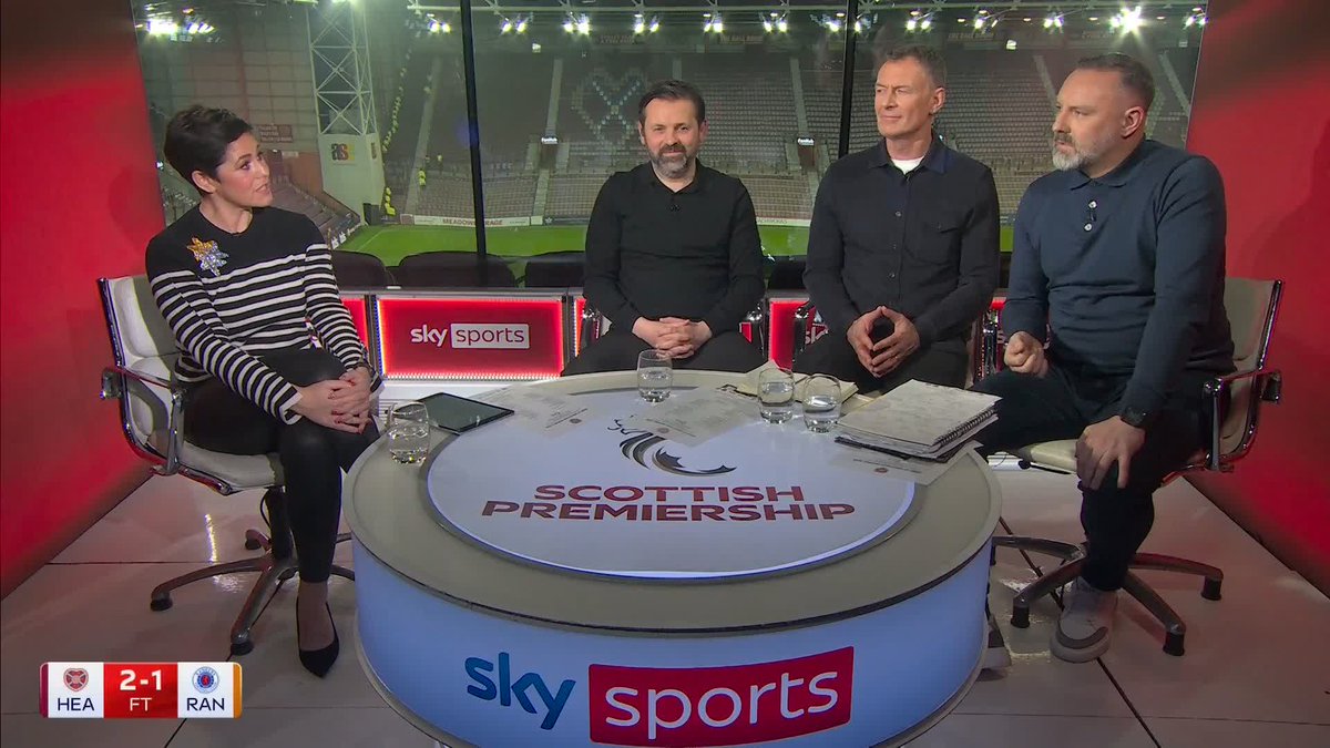 ♥️ "I'll be supporting Hearts for the rest of the season!" The club's new No9... Kris Boyd 🤣