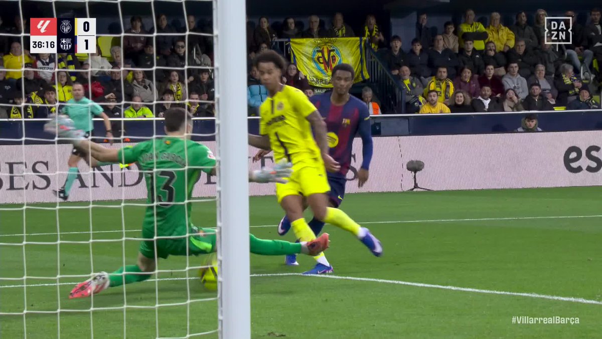 SALVADOR JOAN GARCÍA 🤯 Arregló el error de Balde con un paradón ante Buchanan #LALIGAenDAZN ⚽