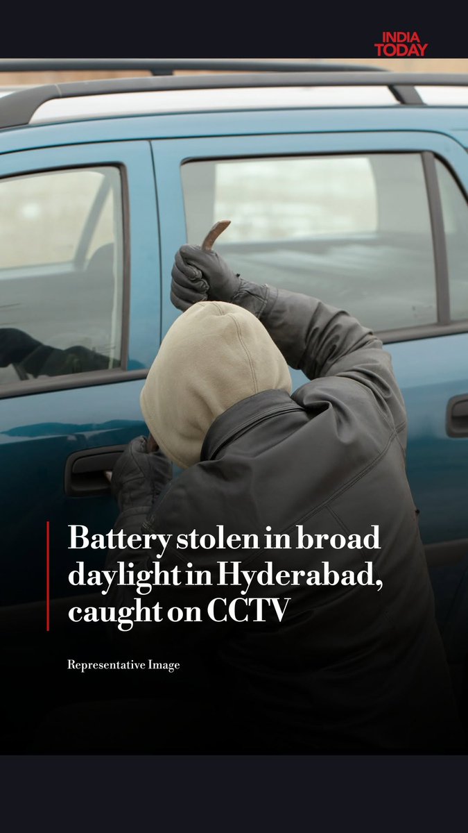 In Hyderabad’s Akbar Bagh area of Malakpet, a battery was stolen from a parked electric vehicle in broad daylight, and the entire act was caught on CCTV. #Hyderabad #Theft #CCTV #IndiaTodayShorts