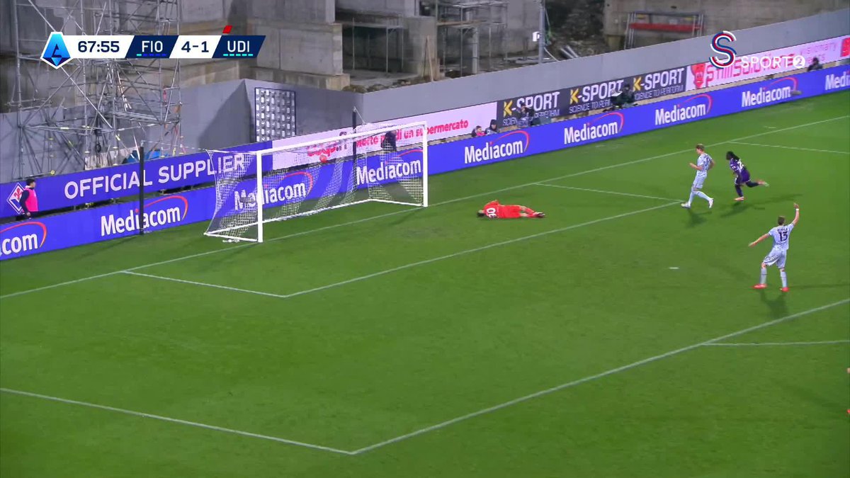 Siftah. Fiorentina, Udinese'yi 5-1 mağlup ederek Serie A'daki ilk galibiyetini aldı.