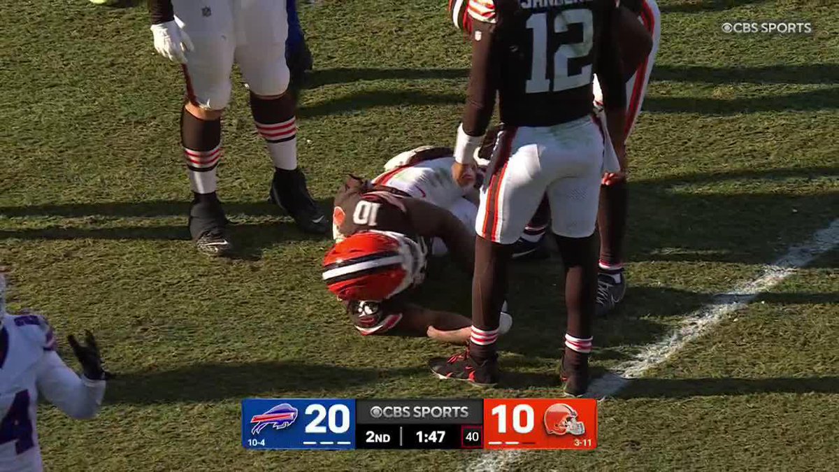 Prayers: Browns rookie RB Quinshon Judkins is down on the field in serious pain from a lower leg injury. Cart is coming out 🙏