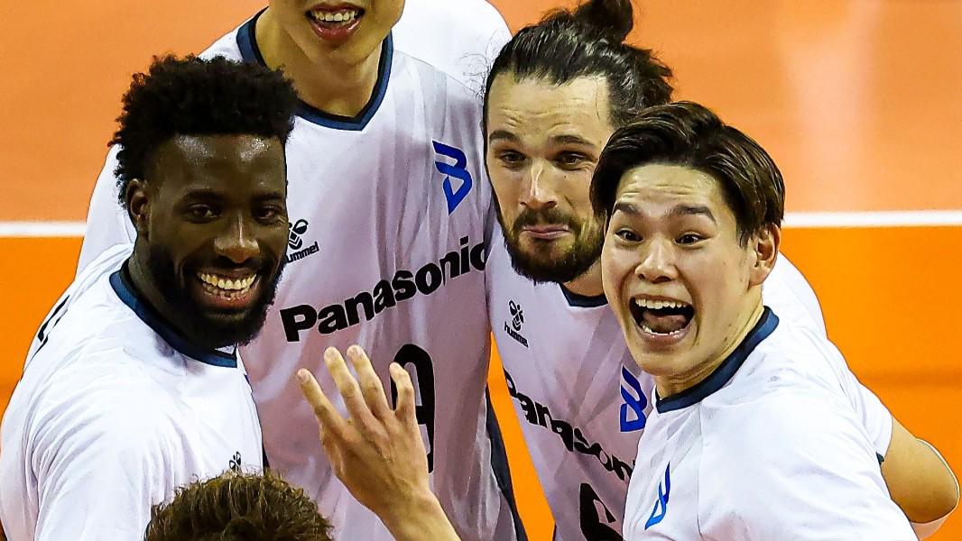 #ClubWCH 🏆: FINAL TIME! 🔥🏐 🚀 Yuji Nishida 🇯🇵 from the back row: missile launched! The Japanese star brings the fire as Osaka Bluteon 🇯🇵 face Perugia 🇮🇹 in the Men’s Club World Champs Final in Belém 🇧🇷! This is for the title. This is the moment. 💥👑 📺 LIVE now on VBTV: 📰 More info: 🏐 #Volleyball
