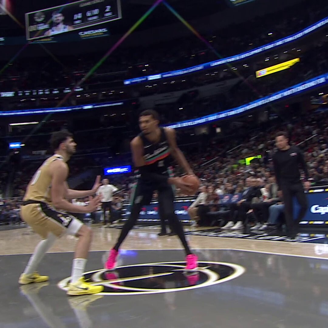 Wemby in the first half: 👽 101st consecutive game with a BLK 👽 14 PTS &amp; 9 REB 👽 This incredible spin-and-slam Spurs leading at half. Tap to watch: