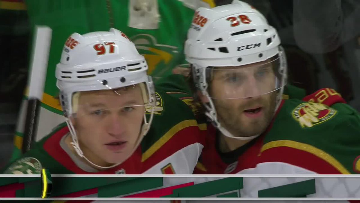 hartzy keeping his head on a swivel