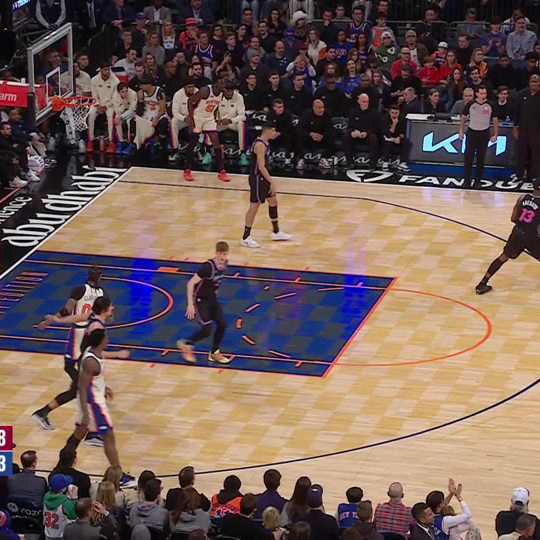 squad got it done in front of the home crowd 💪 Jalen 47 PTS | 8 AST | 3 REB Mikal 24 PTS | 4 AST | 2 REB OG 18 PTS | 3 AST | 2 REB | 2 BLK | 1 STL Josh 13 PTS | 10 REB | 5 AST | 2 STL vote your knicks for nba all-star ⭐️