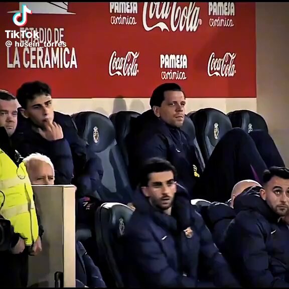 Barcelona bench reacting to Joan Garcia saves They haven’t seen a real goalkeeper play for the club their entire lives. Joan saved them from Hitler