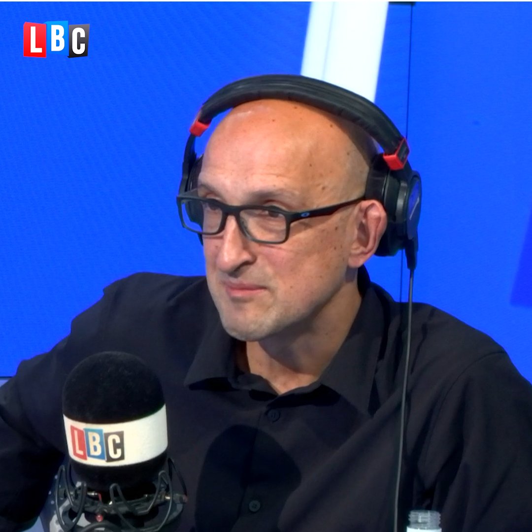 “He’s an absolutely disreputable man. The corruption is on an unprecedented level.” ~ Matthew Syed on Donald Trump. Matthew Syed is as balanced as they come. But many refuse to see anything bad in Trump. The lack of critical thinking is astonishing.