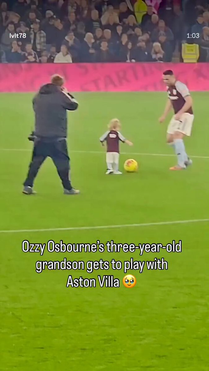 Kelly’s three-year-old son, Sid, enjoyed a special moment at Villa Park, taking on a starring role as a mascot during @AVFCoffici FC’s match against Manchester United. “I know my dad was looking down on the game tonight so proud of his Baby Sidney,” wrote Kelly.
