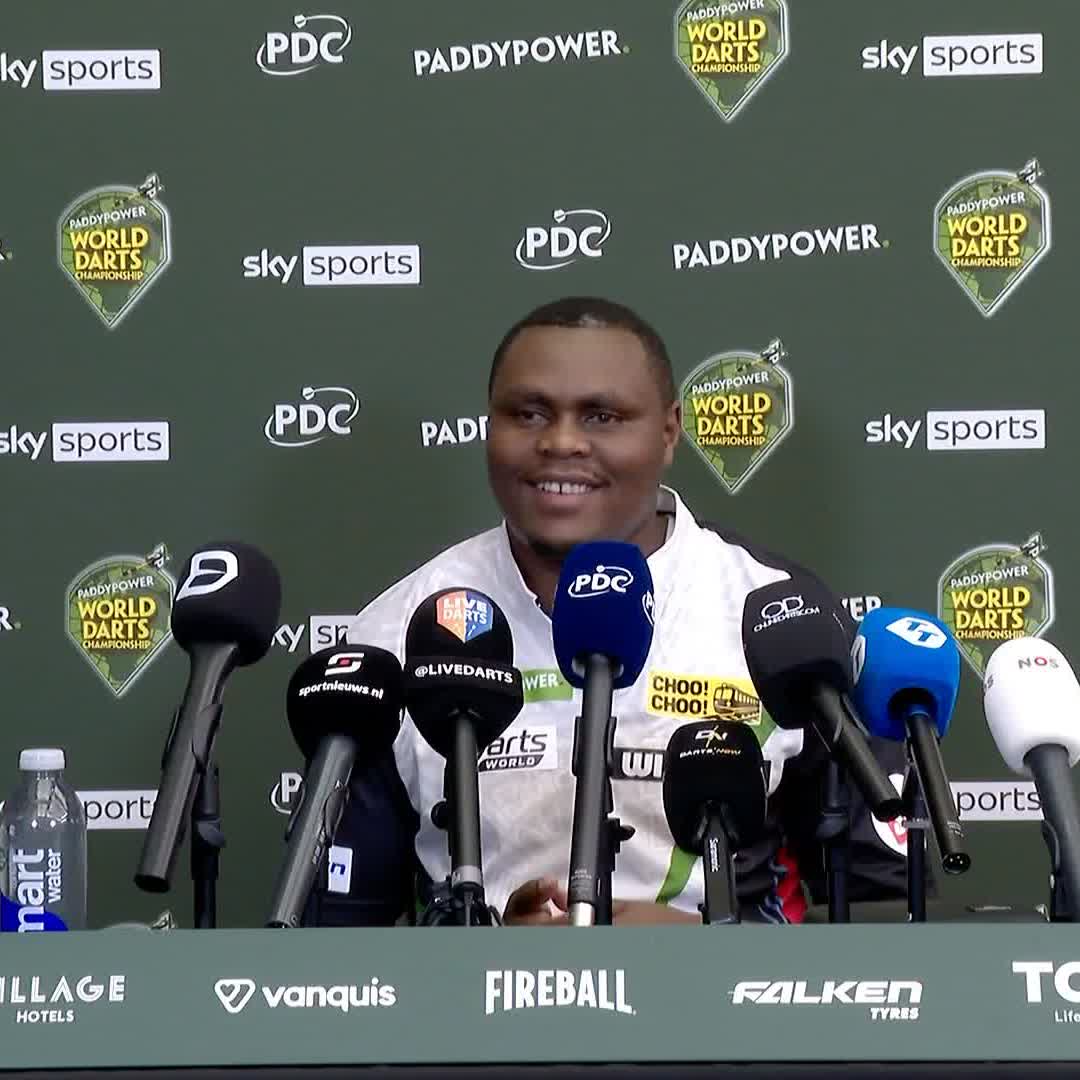 🗣️ "There's nothing that can unite Africa better than sport" David Munyua bows out from a memorable Alexandra Palace campaign with heartwarming words on what his performance can do for darts in Kenya 🇰🇪 #WCDarts